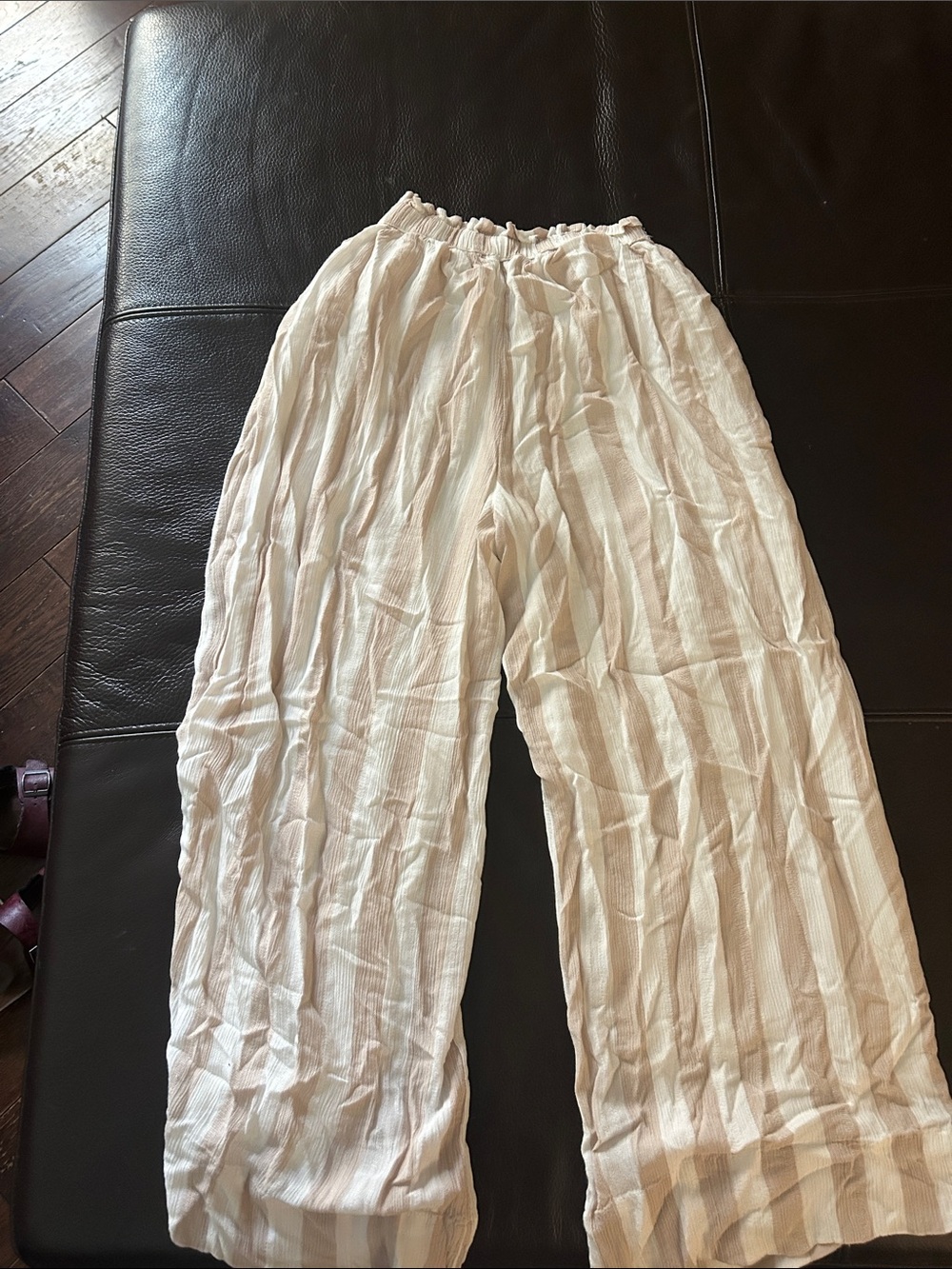 American Eagle Outfitters Cream Striped Wide-Leg Pants with matching wrap shirt - Picture 5 of 6